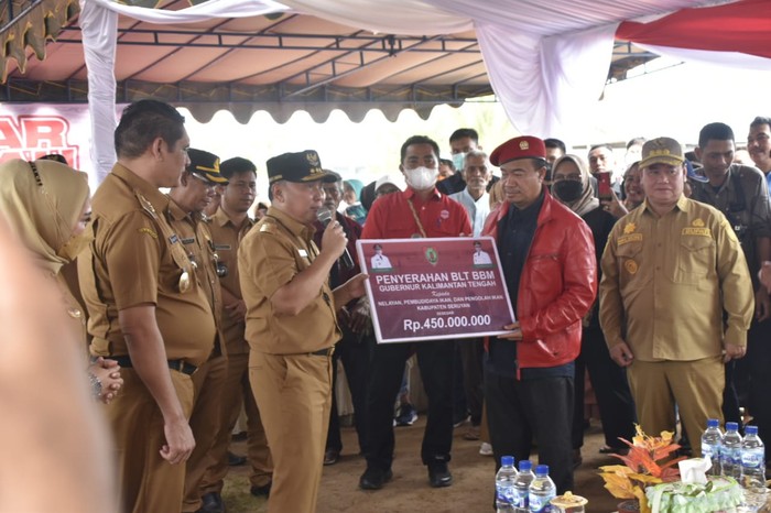 Pemprov Kalteng Gelar Pasar Murah-Salurkan BLT BBM