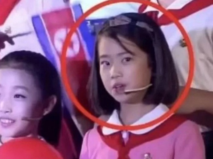 Viral penampilan gadis yang diduga anak Kim Jong Un Viral penampilan gadis yang diduga anak Kim Jong Un