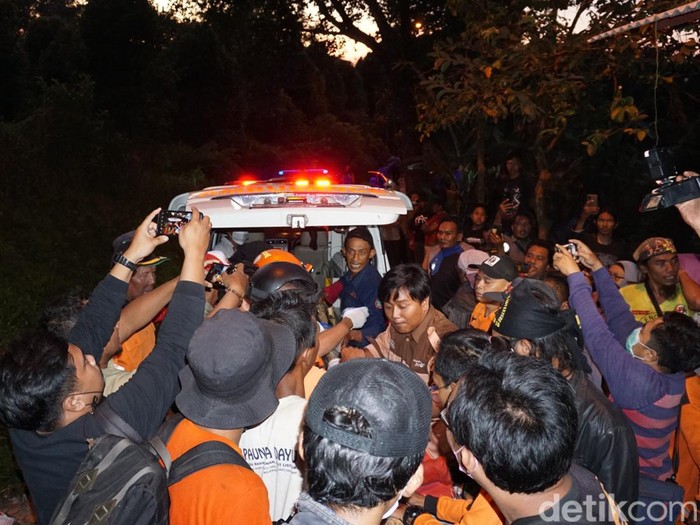 wisatawan hilang di bukit krapyak