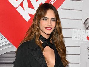Cara Delevingne Cerita Pengalaman Ikut Seminar Masturbasi, Bikin Kaget