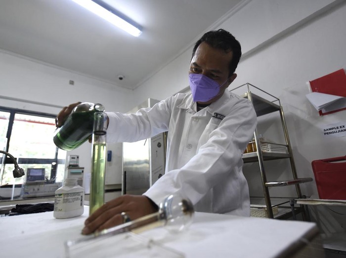 Begini Uji Kualitas BBM Pertamina dari Terminal hingga SPBU