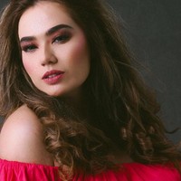 Pernikahan dengan Idham Mase akan menjadi yang kedua kali bagi Catherine Wilson. Sebelumnya, dia pernah menikah dengan Achmad Muchlas Arofat pada 2012, namun bahtera rumah tangga mereka hanya bertahan selama satu tahun. Foto: Instagram/@cathrinewilson