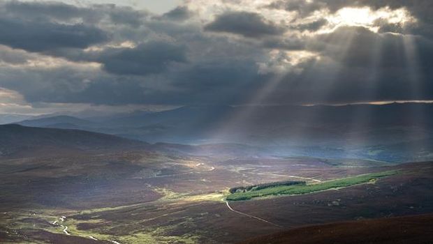 Coyles of Muick, di lembah Glen Girnock, Skotlandia