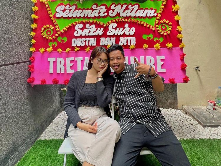 Ditha Rizky Amalia dan Dustin Tiffani yang Lagi Kasmaran