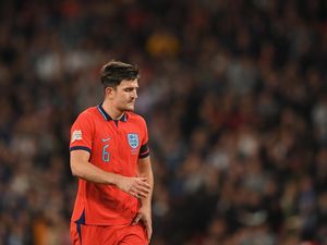 Eks Striker Timnas Inggris Bicara Soal Trent-Maguire: Khawatir Berlebihan