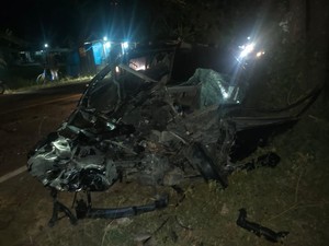 Tragedi Tengah Malam Saat Bus Tabrak Avanza Tewaskan Seorang Polisi
