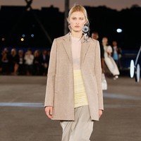 Fashion show koleksi busana ready to wear Tory Burch Spring/Summr 2023 di New York Fashion Week 2022. Foto: Dok. Tory Burch.