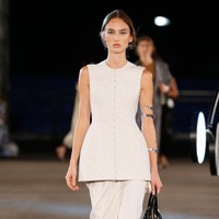 Fashion show koleksi busana ready to wear Tory Burch Spring/Summr 2023 di New York Fashion Week 2022. Foto: Dok. Tory Burch.