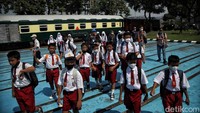Melewati kegiatan ini KAI juga ingin mengenalkan kepada masyarakat bahwa layanan KAI tidak hanya berada di lingkungan stasiun, tapi juga memiliki bengkel kereta api yang modern yaitu Balai Yasa. Foto: Pradita Utama/detikcom