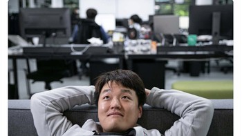 Apakah Do Kwon saat ini memang masih santai di tengah kejaran Interpol? Foto: Twitter