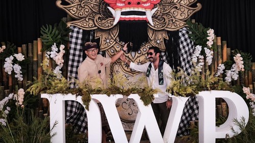 Menparekraf saat jumpa pers