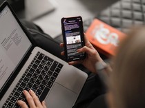 Apesnya Sales Kadung Nyerocos Promosi via Telepon yang Jawab Knalpot