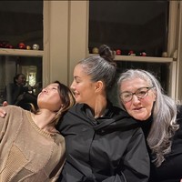 “Sekarang aku merasa lebih bebas! Aku menyukai rambutku sekarang ini, terasa lebih sehat, kuat dan lebih menarik dari sebelumnya, lanjutnya. Foto: Instagram/@nadyahutagalung