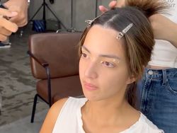 Penampilan Nia Ramadhani Before Vs After Makeup Pemotretan, Awet Muda Bak ABG