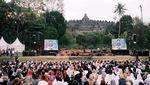 Nonton Konser Musik Sambil Nikmati Keindahan Borobudur