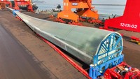 Bilah turbin angin tersebut memiliki panjang 123 meter.