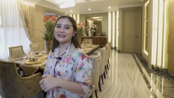 Dapur Cantik Prilly Latuconsina dengan Sentuhan Vintage Modern