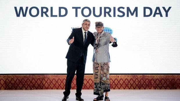 Sandiaga dan Sekjen UNWTO di World Tourism Day di Bali