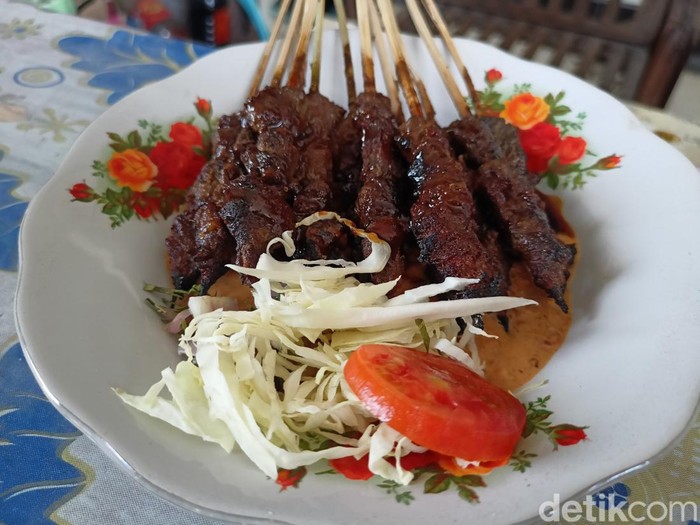 Sate kuda Ponorogo