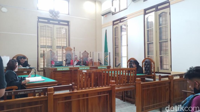 Sidang di PN Medan Sidang di PN Medan