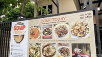 Soup Today memiliki cabang di Gandaria, Jakarta Selatan. Lokasi restoran ini persis di samping Pave Pastry & Bistro.