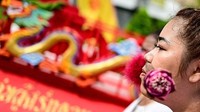 Kemudian, kelompok opera ini memutuskan untuk diet vegetarian dan berdoa kepada Sembilan Dewa Kaisar. Mereka mencoba untuk memurnikan pikiran dan tubuh lewat diet ini.  