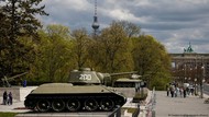 Tank Tua Rusia di Pusat Kota Berlin Sulut Kontroversi
