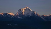 Lanjut, gunung tertinggi ke-7 dipegang oleh Gunung Dhaulagiri di Nepal. Gunung ini memiliki ketinggian 8.167 mdpl. Getty Images