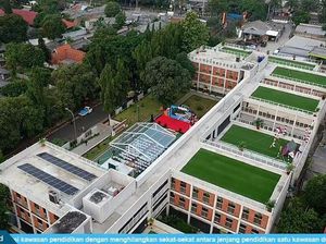 Go Green! Anies Baswedan Resmikan Sekolah Berbasis Net Zero