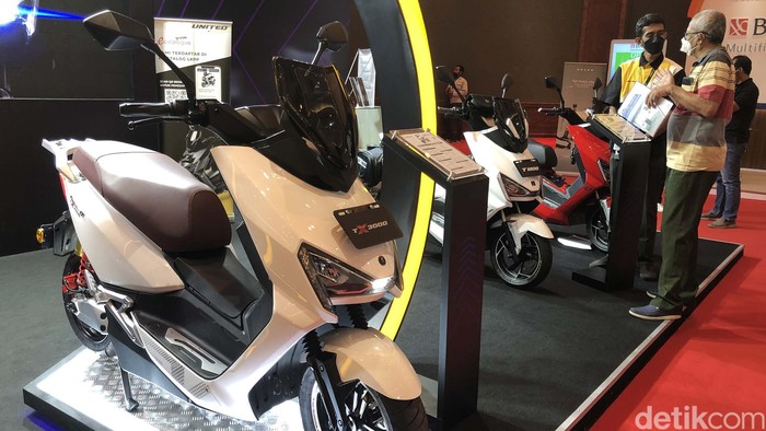 Indonesia Electric Motor Show (IEMS) 2022 di Jakarta Convention Center, Jakarta Pusat, Kamis (29/9/2022). Yuk lihat.