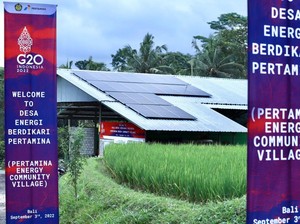 Panel Surya Genjot Ekonomi Warga Desa Keliki Tanpa Waswas Kehabisan Energi