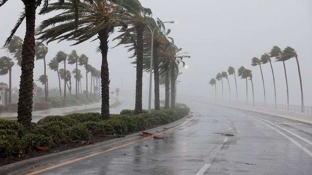 Dunia Hari Ini: Badai Ian Hantam Florida, Jutaan Orang Diminta Mengungsi