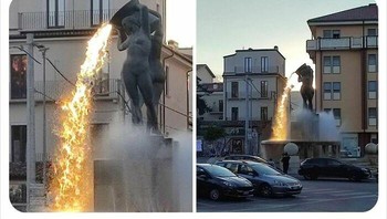 Yup That Exist adalah sebuah akun di Instagram yang mengumpulkan kejadian unik di dunia ini. Ini adalah sebuah air mancur yang tampak seperti lava saat sinar Matahari menerpanya. Foto: Bored Panda