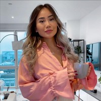 “Dia menganggapku sebagai investasi karena aku telah mendukungnya, dan itu berarti dia sekarang menghasilkan uang tiga kali lebih banyak dari sebelumnya,” kata Hannah Chan, seperti dikutip dari LAD Bible. Foto: Dok. Instagram