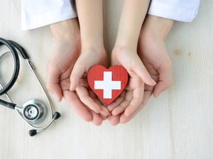 Kapan Waktu yang Tepat Punya Asuransi Kesehatan Biar Klaim Nggak Ditolak?