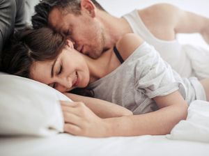 Kabar Baik buat Pasutri, Rutin Bercinta Ternyata Bisa Bikin Panjang Umur