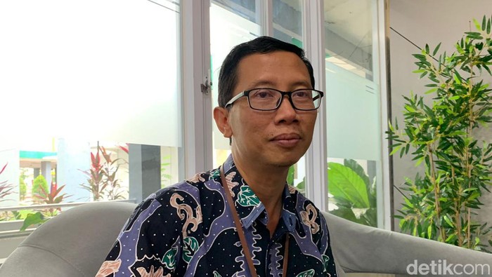 Kasubag Humas Unej Rokhmad Hidayanto