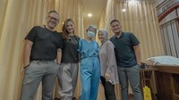 Keputusannya menjaga pola makan berawal ketika dirinya mengalami gerd sebanyak 6 kali dalam sehari. Akhirnya ia memutuskan untuk ke dokter gizi untuk membantu mengubah pola makan. (Foto: Instagram/@kesharatuliu05).