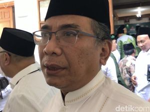 Kata Ketum PBNU soal Fatwa Haram Permainan Capit Boneka di Purworejo