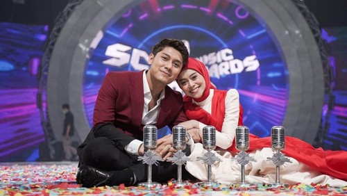 Lesti Kejora dan Rizky Billar