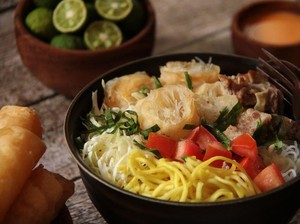 Makan Soto Mie, Netizen Ini Temukan Potongan Daging Mirip Kaki Tikus!