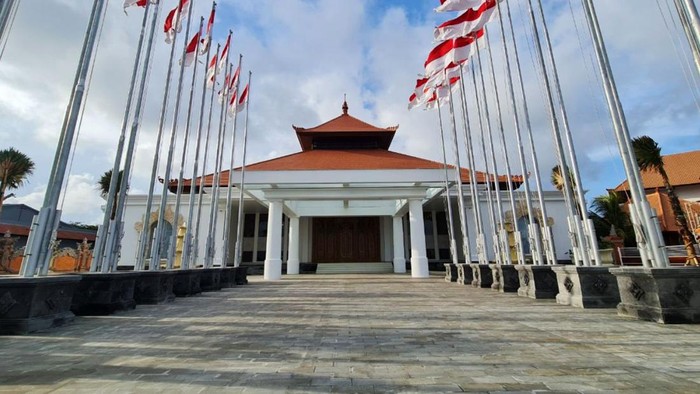 Megahnya Terminal VVIP Bandara Ngurah Rai Rp 50 M Buat Tamu KTT G20 Pembangunan terminal VVIP Bandara I Gusti Ngurah Rai sudah hampir rampung. Meski begitu, kemegahan terminal VVIP itu sudah mulai terlihat.