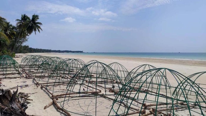 Mengintip Jurus Sulap Area Bekas Tembang Jadi Tempat Wisata Bawah Air Menambang bukan hanya mengambil sumber daya alam, tapi juga menjaga keberlanjutan ekosistem. Hal inilah yang dilakukan PT Timah Tbk, perusahaan pertambangan timah yang menjadi anggota holding Industri Pertambangan MIND ID ini secara konsisten melaksanakan reklamasi.