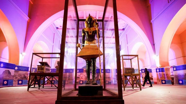 Museum ini dibuka untuk umum yanng ingin mengenal lebih dekat sejarah kuno di Mesir.  