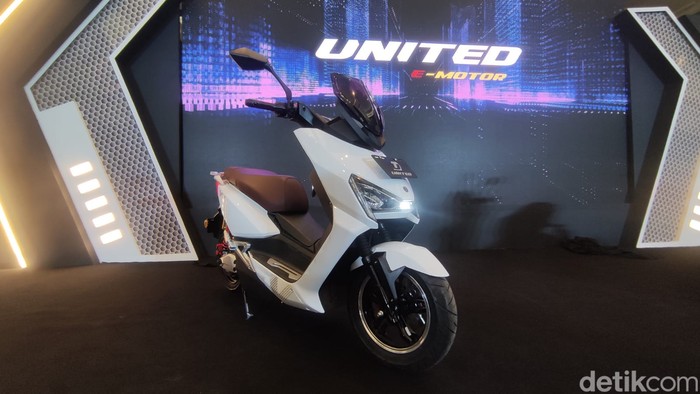 Motor Listrik United TX1800 dan United TX3000 Motor Listrik United TX1800 dan United TX3000