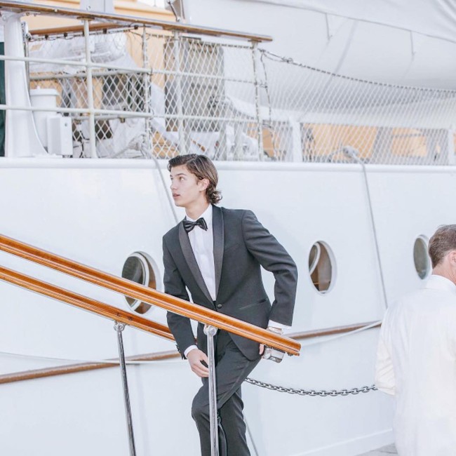 Meski sekarang dikenal sebagai model, Nikolai punya rencana lain untuk karier masa depannya. Karena itu, ia tengah menempuh pendidikan di Copenhagen Business School. Aku tidak ingin berkarier sebagai model. Aku hanya melihatnya sebagai pekerjaan yang bisa membantu naik selagi memberiku pelajaran, katanya dilansir majalah Tæt På.Foto: Instagram @prins.nikolai