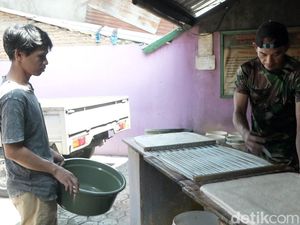 Harga Kedelai Melonjak, Perajin Tempe-Tahu di Polewali Mandar Meradang