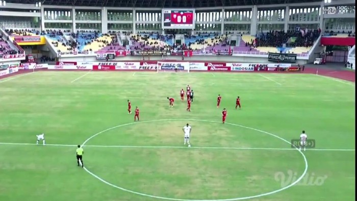 Persis Solo Vs PSM Makassar.