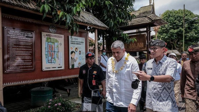 Peserta World Tourism Day Kunjungi Desa Wisata Penglipuran.