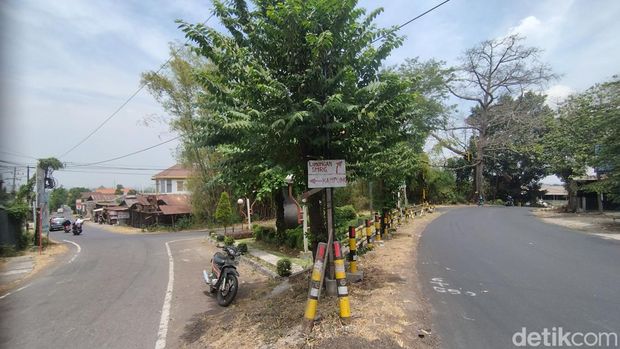 Rambu yang tak terlihat di Gresik